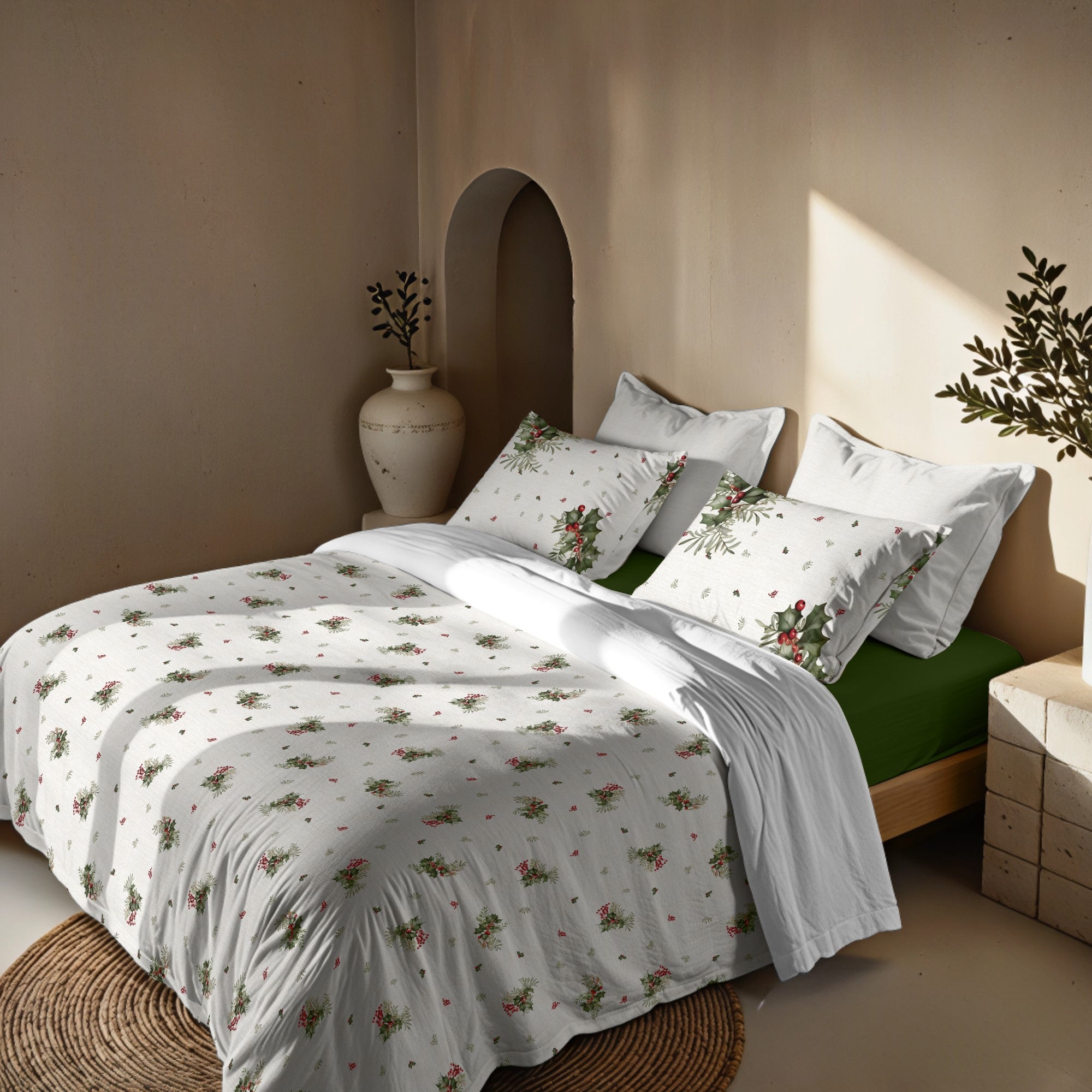 Duvet cover with Winter Holly clicks
