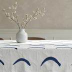 100% cotton stain-resistant tablecloth from Calella