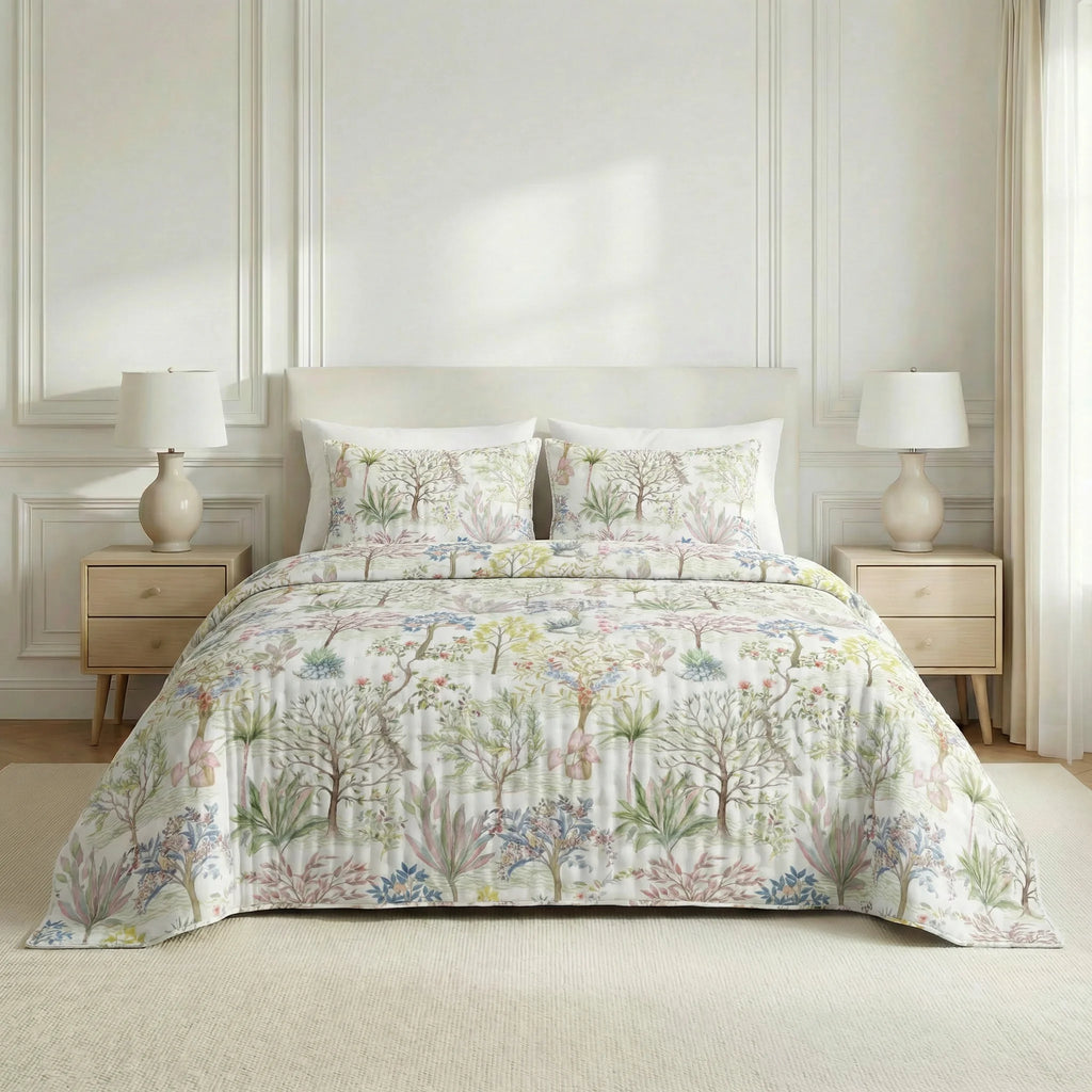 Alcudia printed bedspread with a soft feel