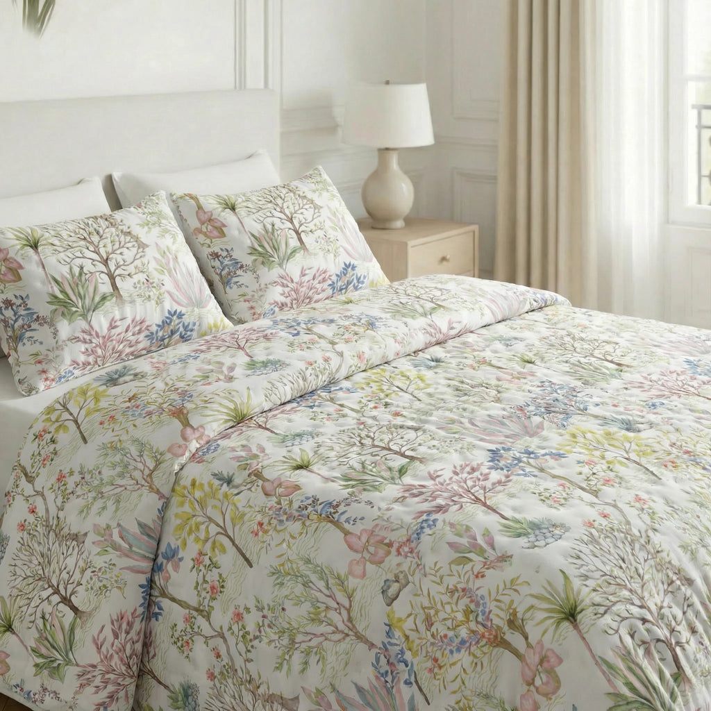 Alcudia printed bedspread with a soft feel