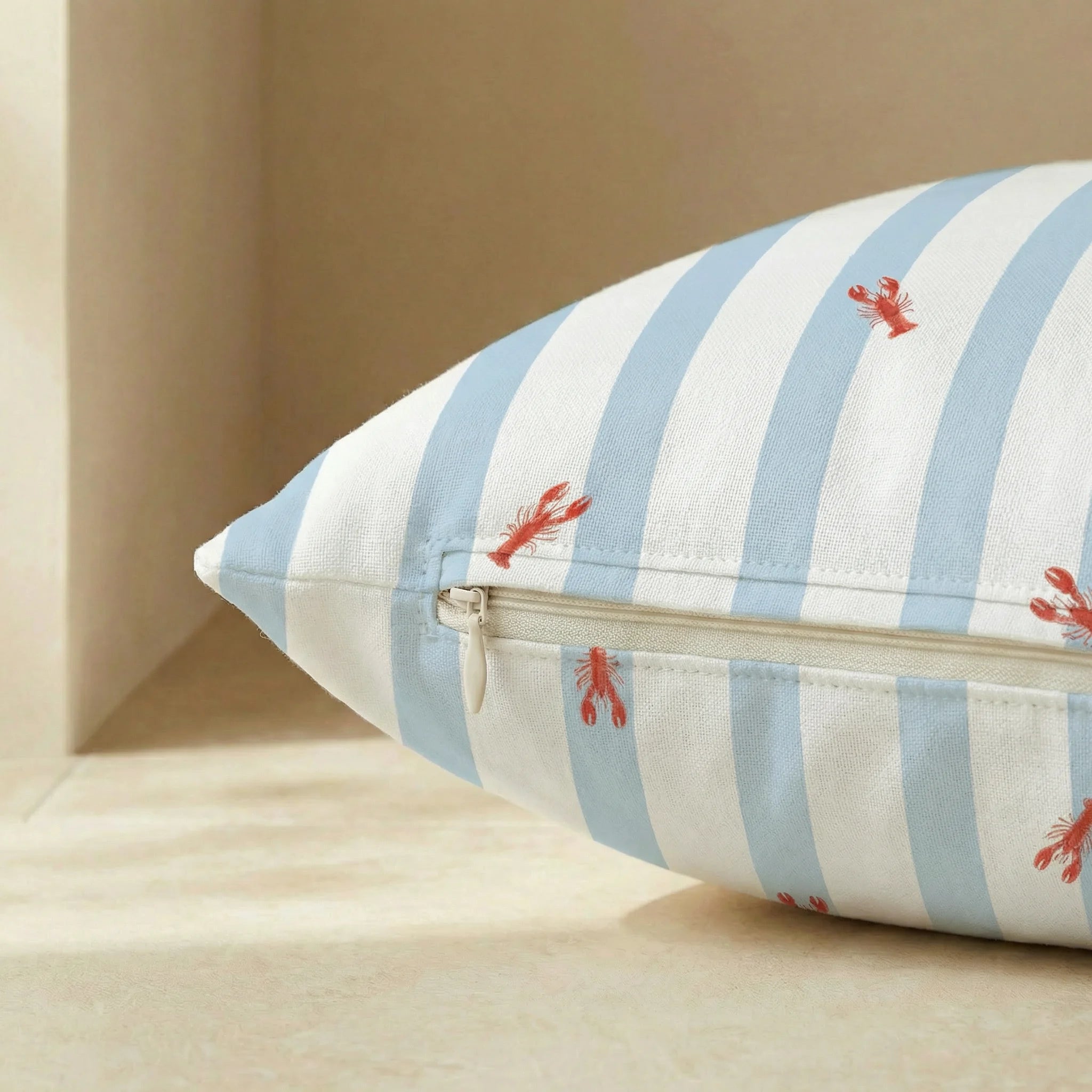 Anvi stain-resistant removable pet bed