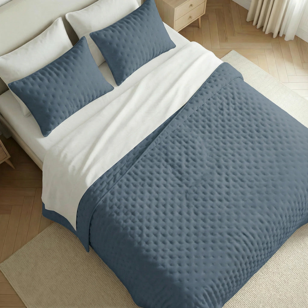 Plain quilted bedspread, Ash Blue, soft to the touch