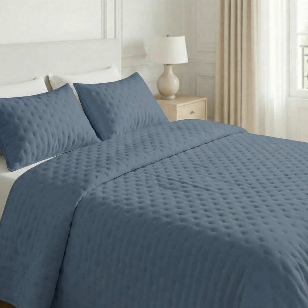Plain quilted bedspread, Ash Blue, soft to the touch