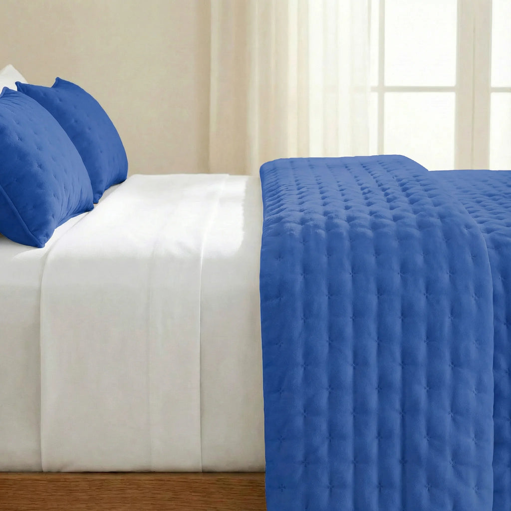 Couvre-lit matelassé uni bleu ciel, doux au toucher