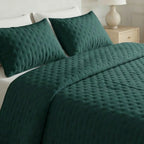 Plain quilted bedspread Emerald Blue with a soft feel
