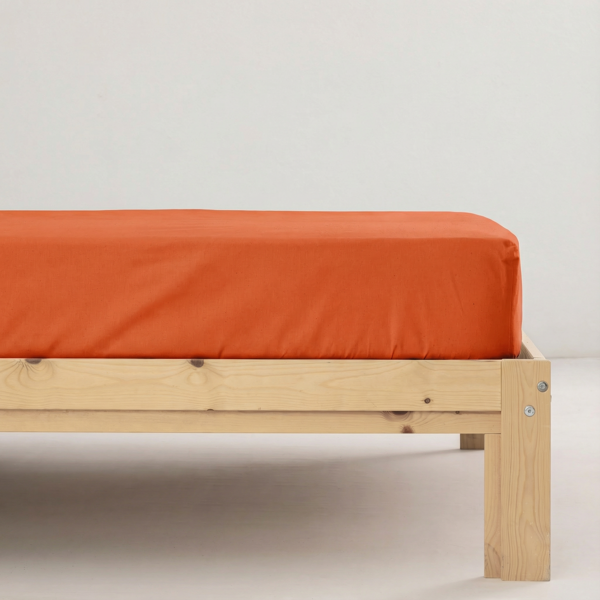 Plain orange fitted sheet 100% cotton