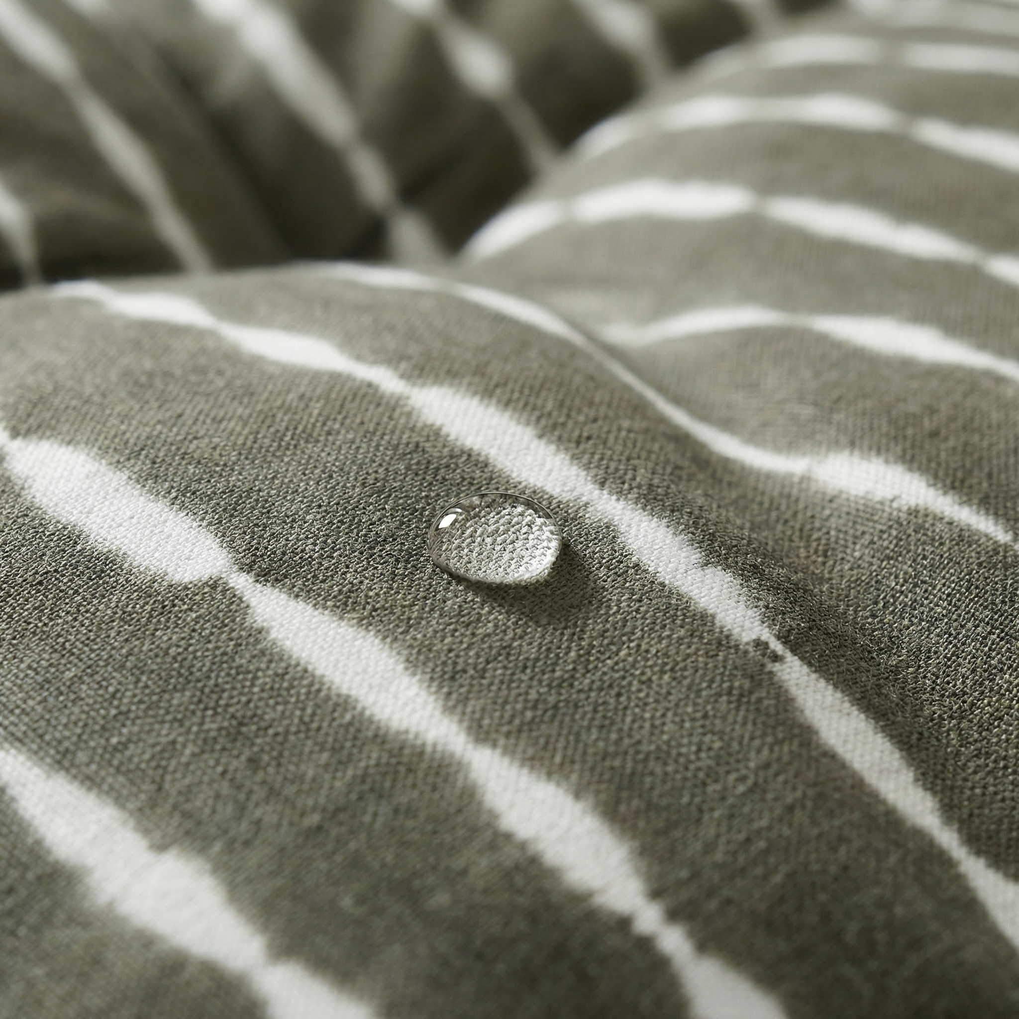 Cama para mascota gruesa y acolchada con acabado antimanchas Bolton 6