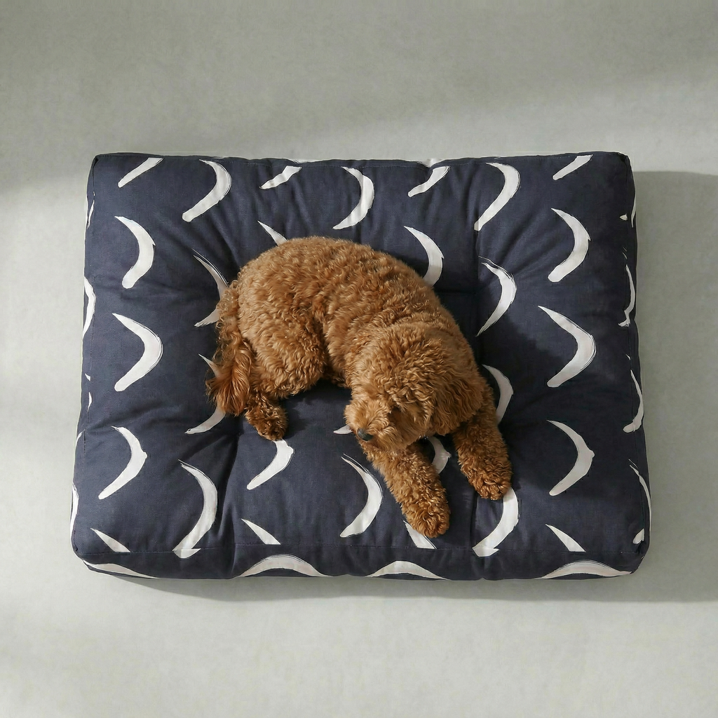 Coussin épais et rembourré pour animaux de compagnie avec finition anti-taches Calella Blue