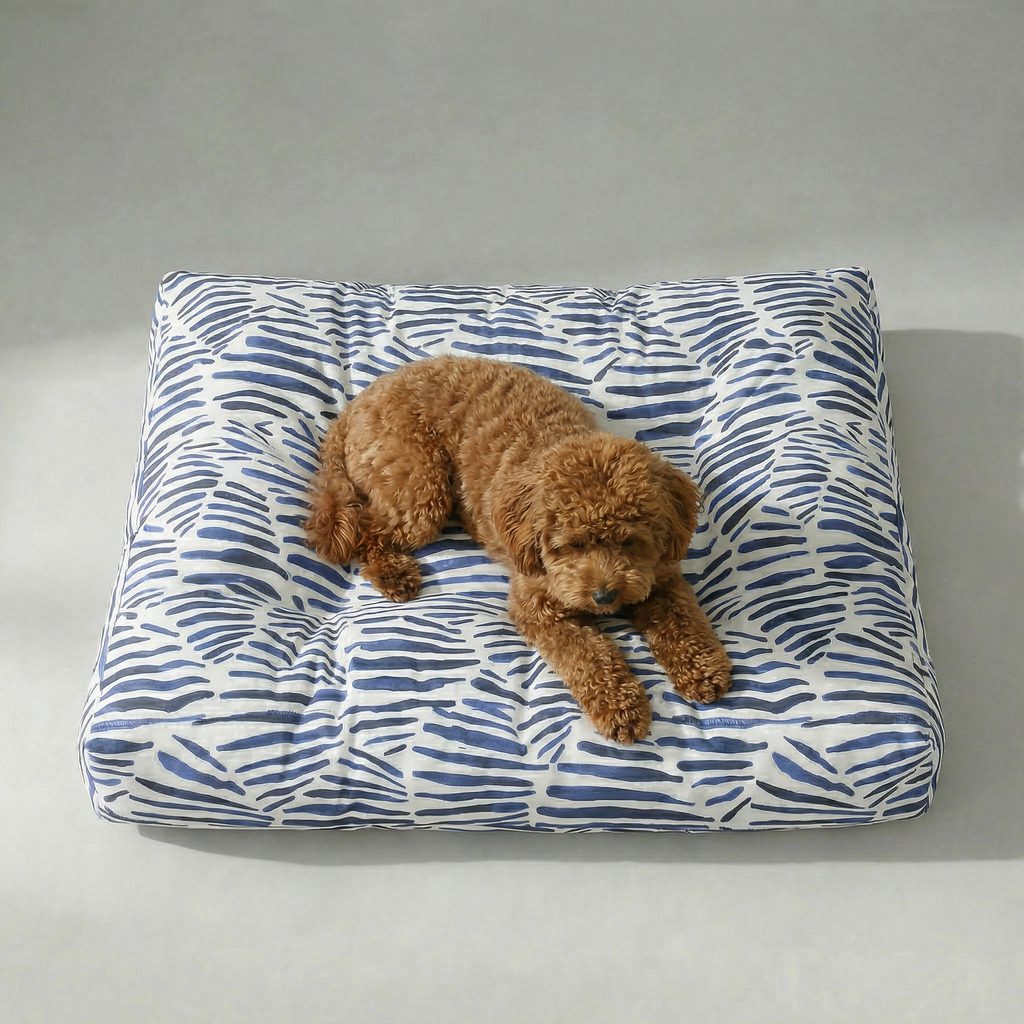 Gavina Thick Padded Pet Bed with Stain-Resistant Finish