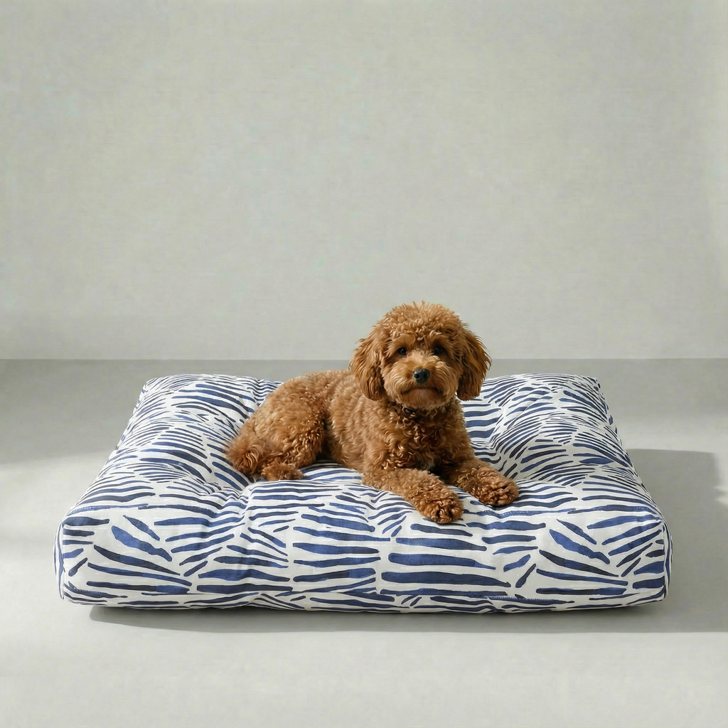 Gavina Thick Padded Pet Bed with Stain-Resistant Finish
