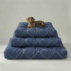 Cama para mascota gruesa y acolchada con acabado antimanchas Benicassim Marino