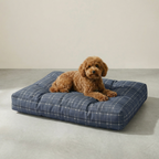 Cama para mascota gruesa y acolchada con acabado antimanchas Camilo Blue