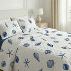 Dénia printed bedspread with a soft feel