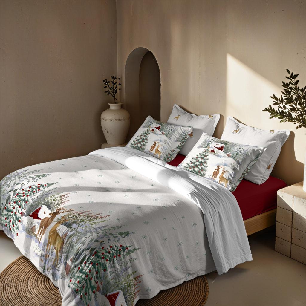 Duvet cover with Forest Fawn clicks