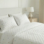Gandia printed bedspread with a soft feel