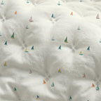 Gandia printed bedspread with a soft feel