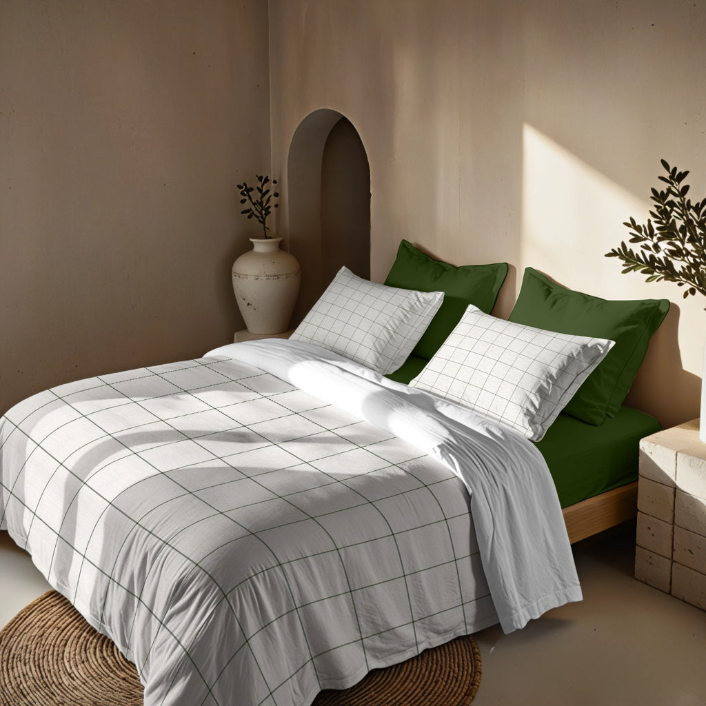 Duvet cover with Green Windowpana clicks