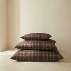 Gus stain-resistant pet bed with removable cover