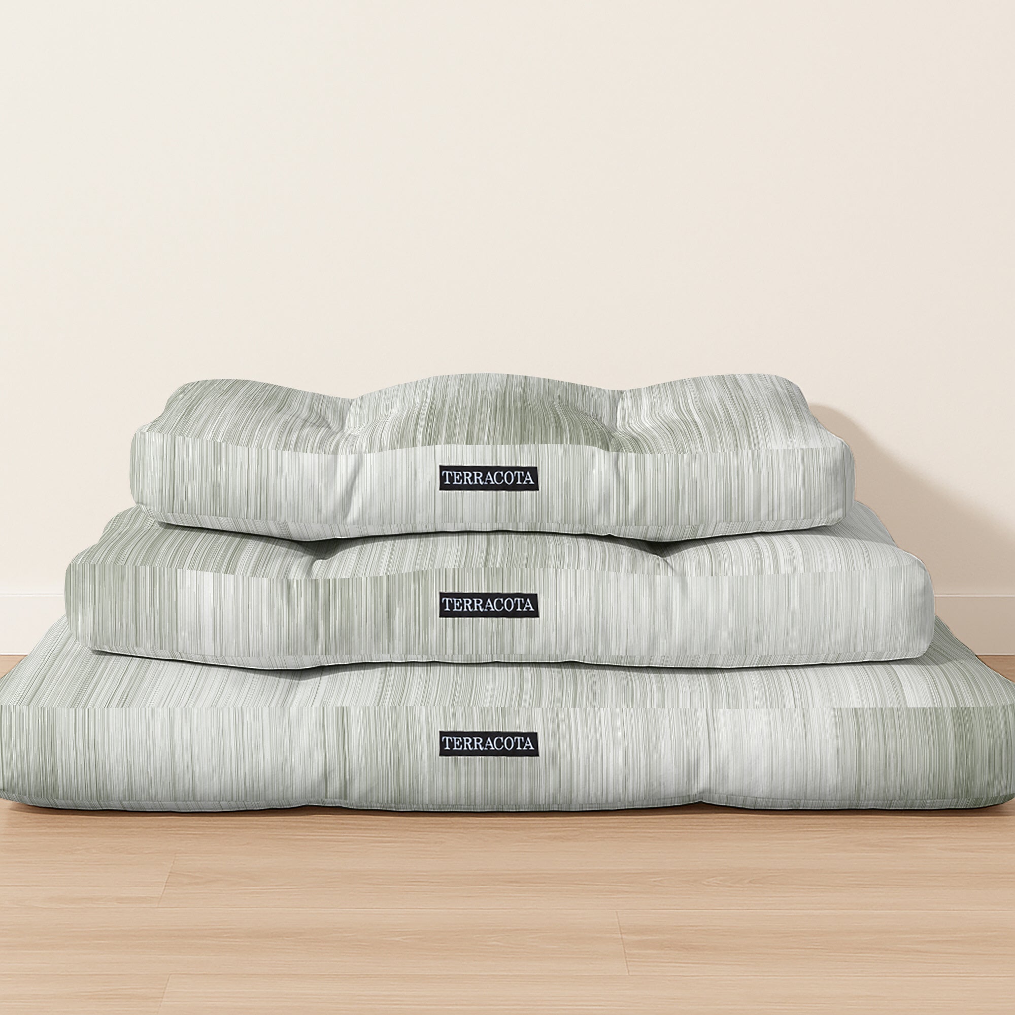 Thick, padded, stain-resistant pet bed Lluc Green