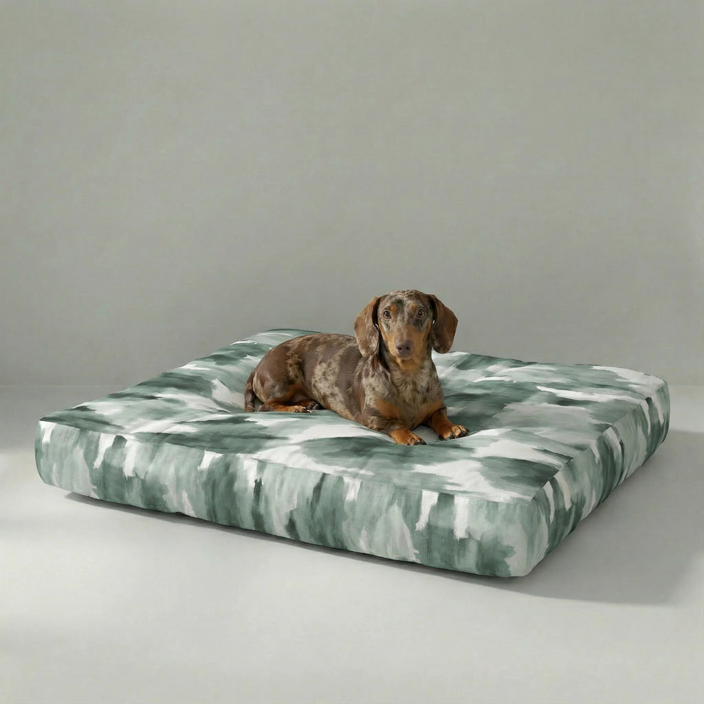 Luton 12 Thick Padded Pet Bed with Stain-Resistant Finish