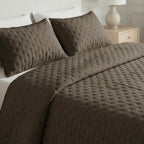 Couvre-lit matelassé uni, marron foncé, doux au toucher