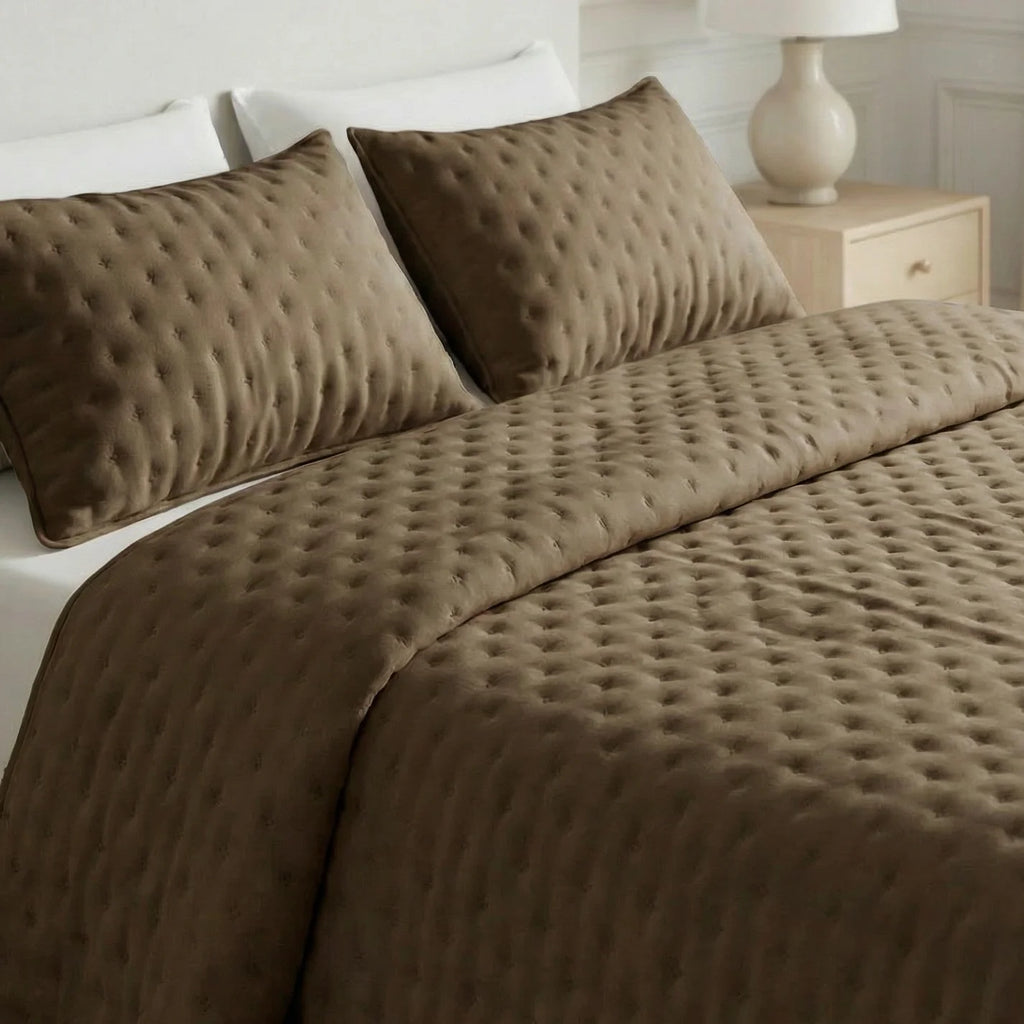 Couvre-lit matelassé uni, marron, doux au toucher