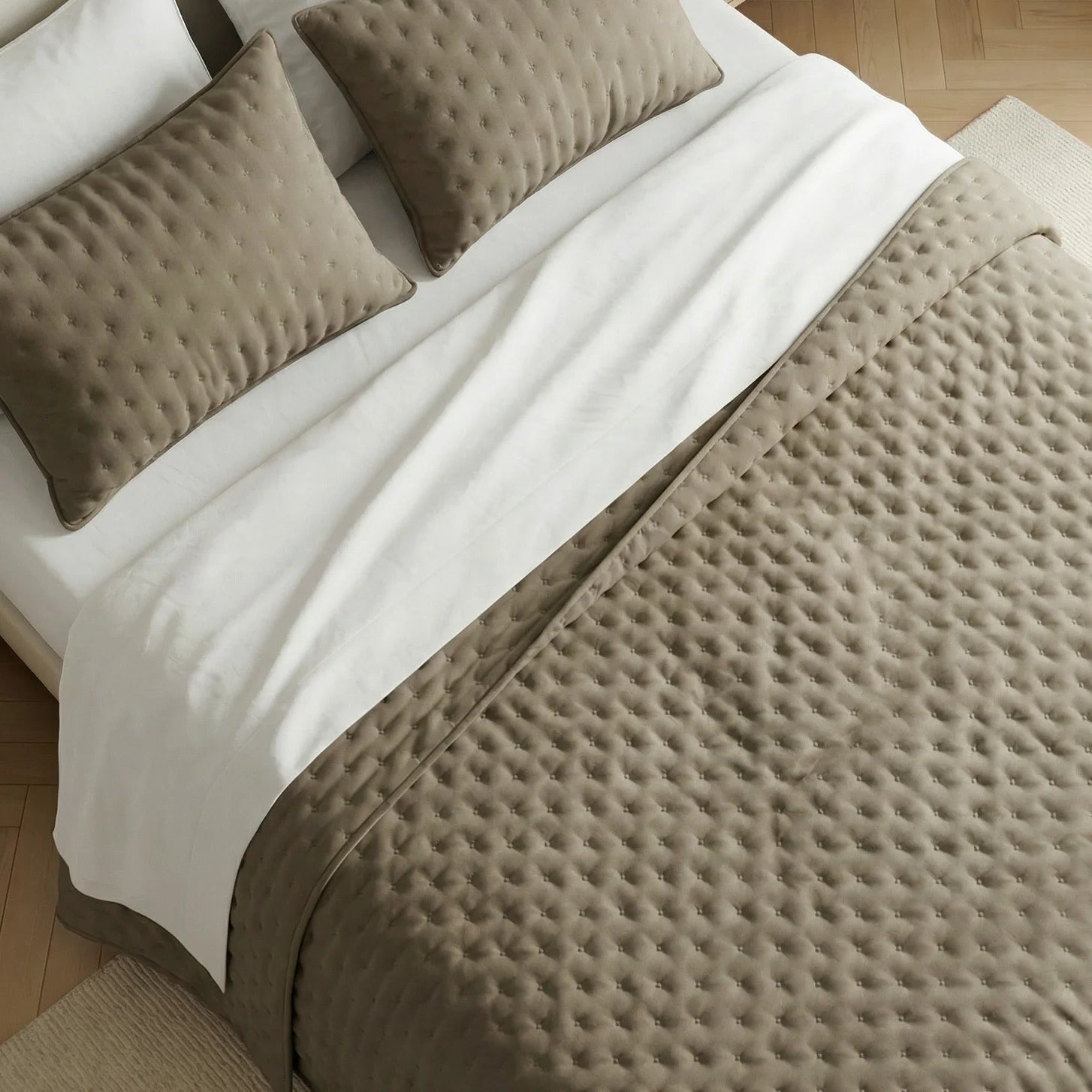 Couvre-lit matelassé uni, marron, doux au toucher