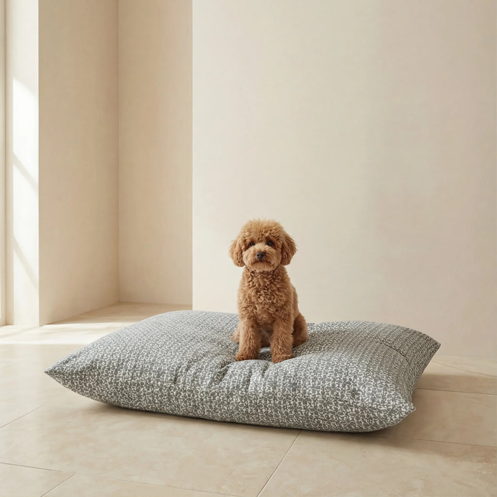 Monina Soft 10 Stain-Resistant Removable Pet Bed