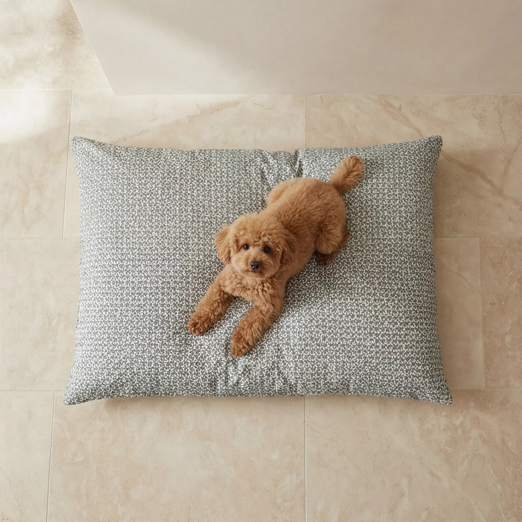 Monina Soft 10 Stain-Resistant Removable Pet Bed