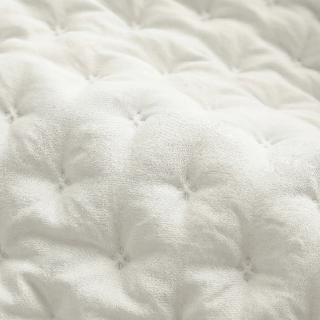 Couvre-lit matelassé uni, toucher doux et naturel