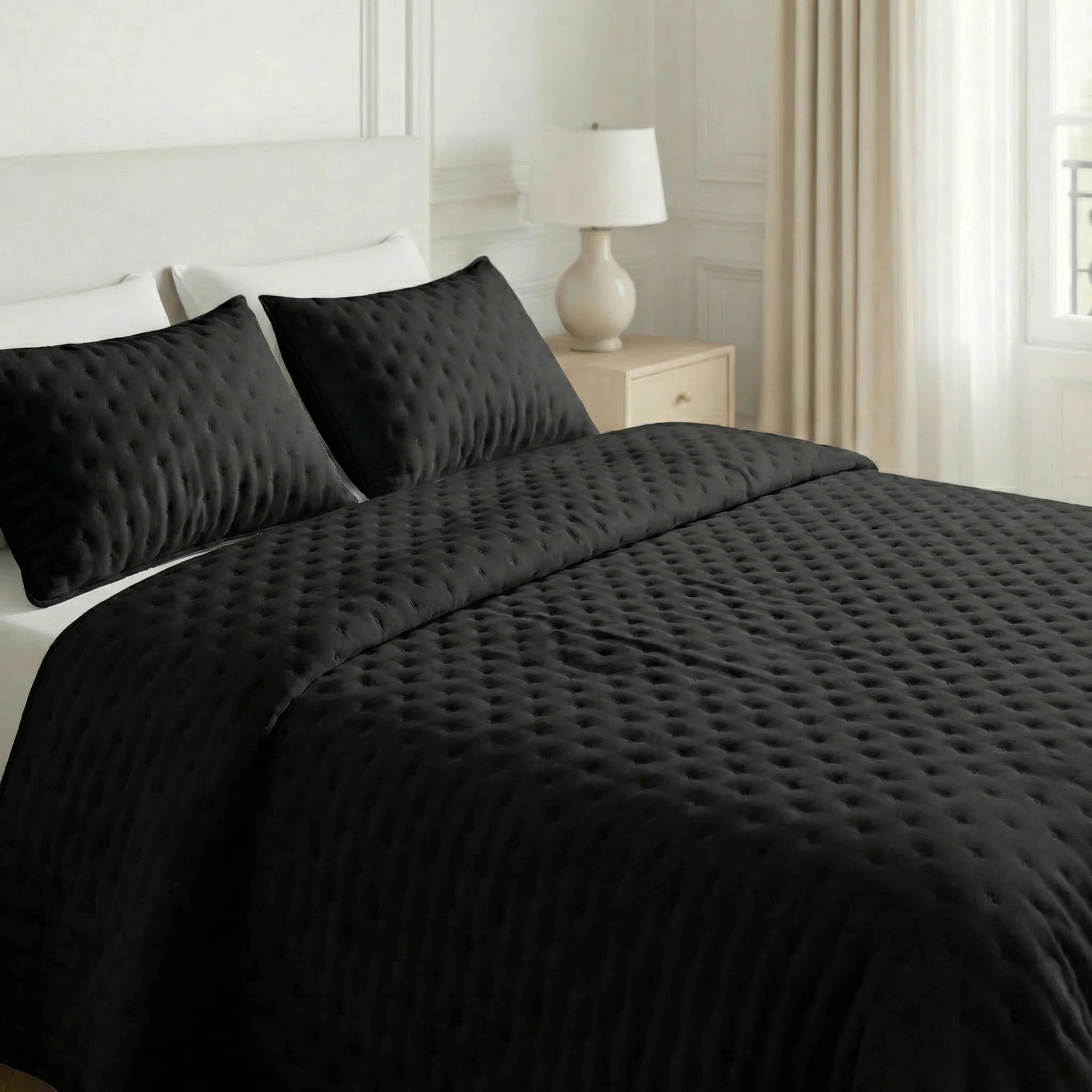 Colcha lisa acolchada Black tacto suave