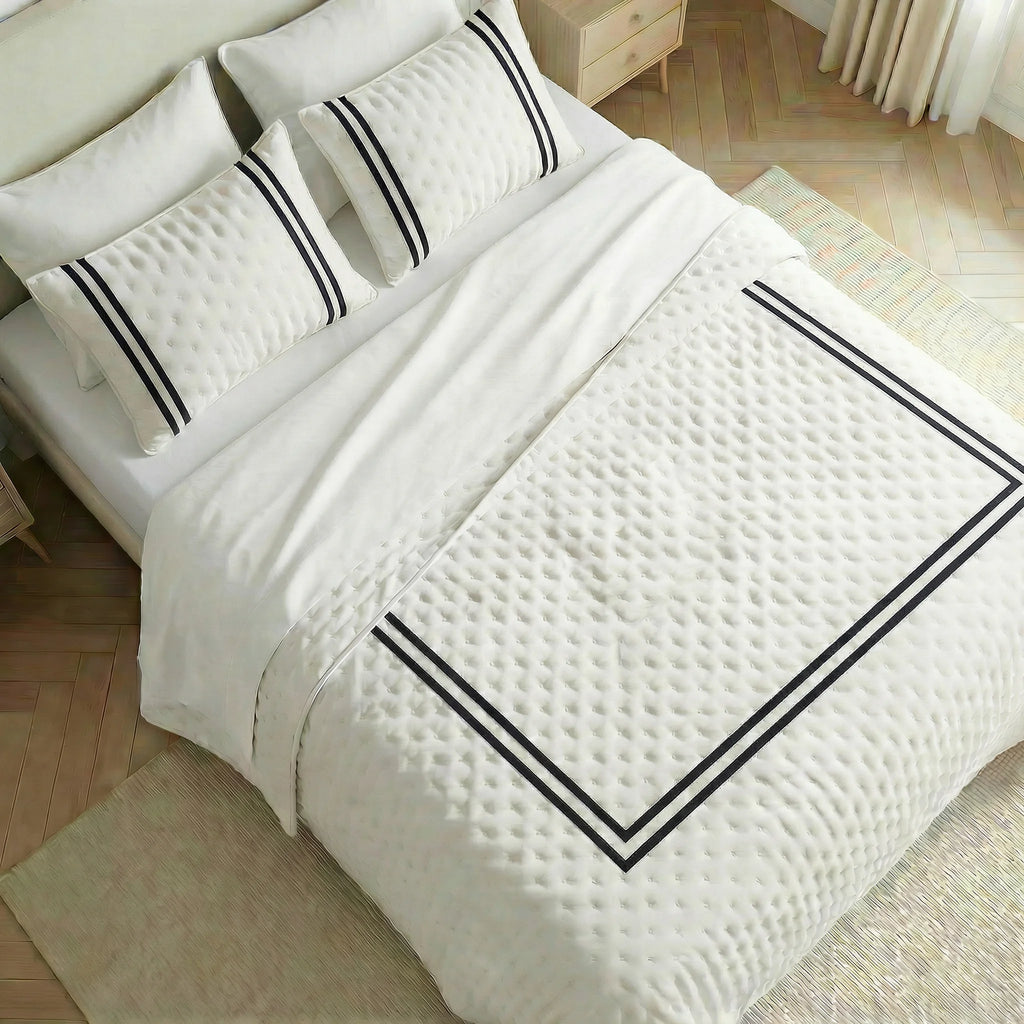 Couvre-lit imprimé Olive Black au toucher doux
