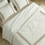 Colcha boutí estampada Portixol Beige tacto suave
