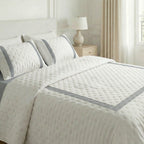 Portixol Silver printed bedspread with a soft feel