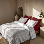 Duvet cover with Red Windowpana clicks
