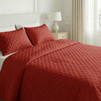 Plain quilted bedspread, red, soft to the touch