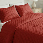 Plain quilted bedspread, red, soft to the touch