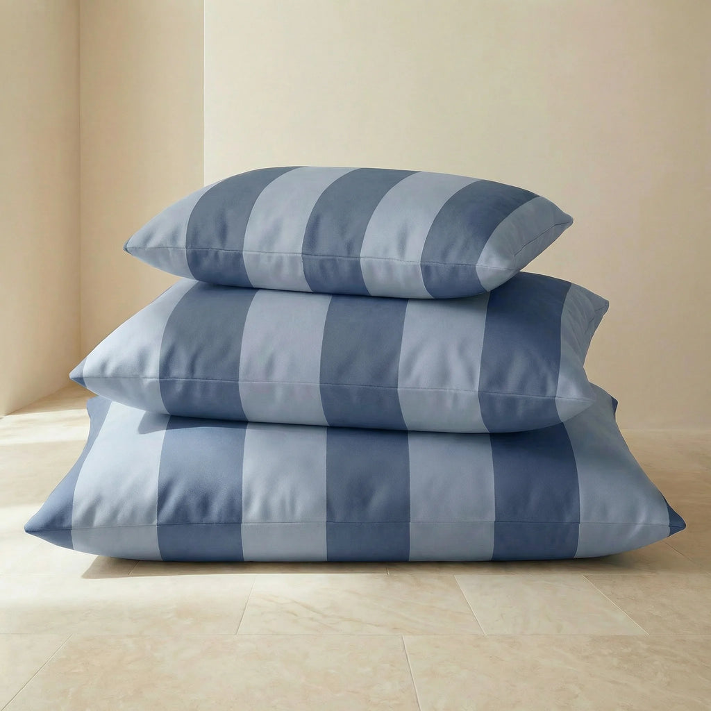 Stain-resistant Pet Bed Cover Romani Blue