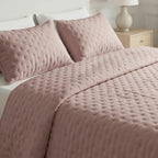 Couvre-lit matelassé uni, rose poudré, doux au toucher