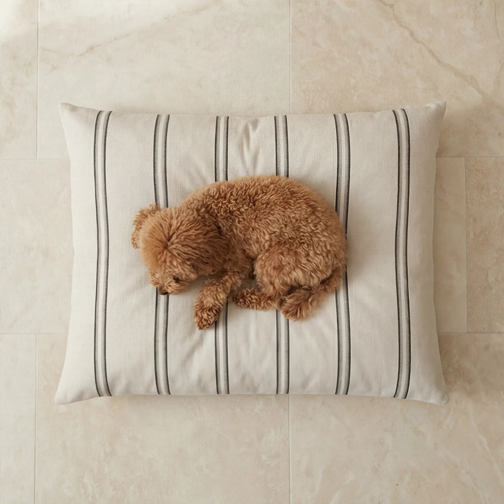 Sargaret Stain-Resistant Removable Pet Bed