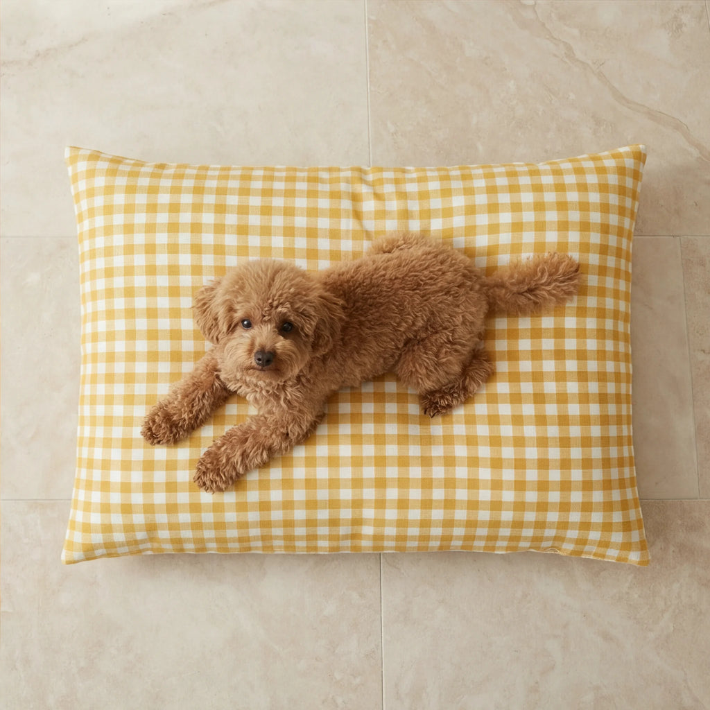 Removable, stain-resistant pet bed, Vichy Yellow