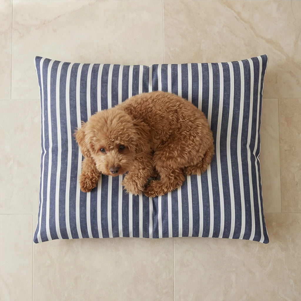 Small Vinaros Stain-Resistant Removable Pet Bed
