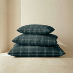 Willy Navy Stain-Resistant Removable Pet Bed