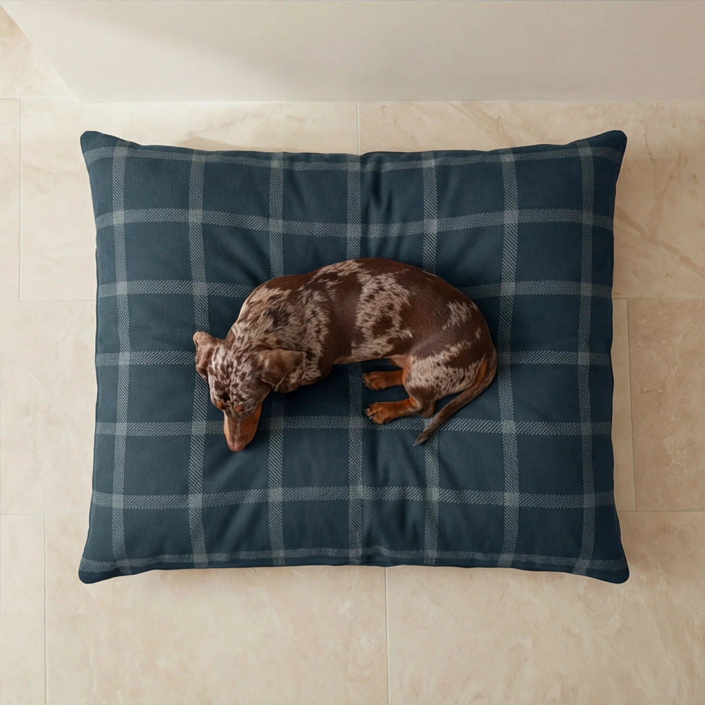 Willy Navy Stain-Resistant Removable Pet Bed