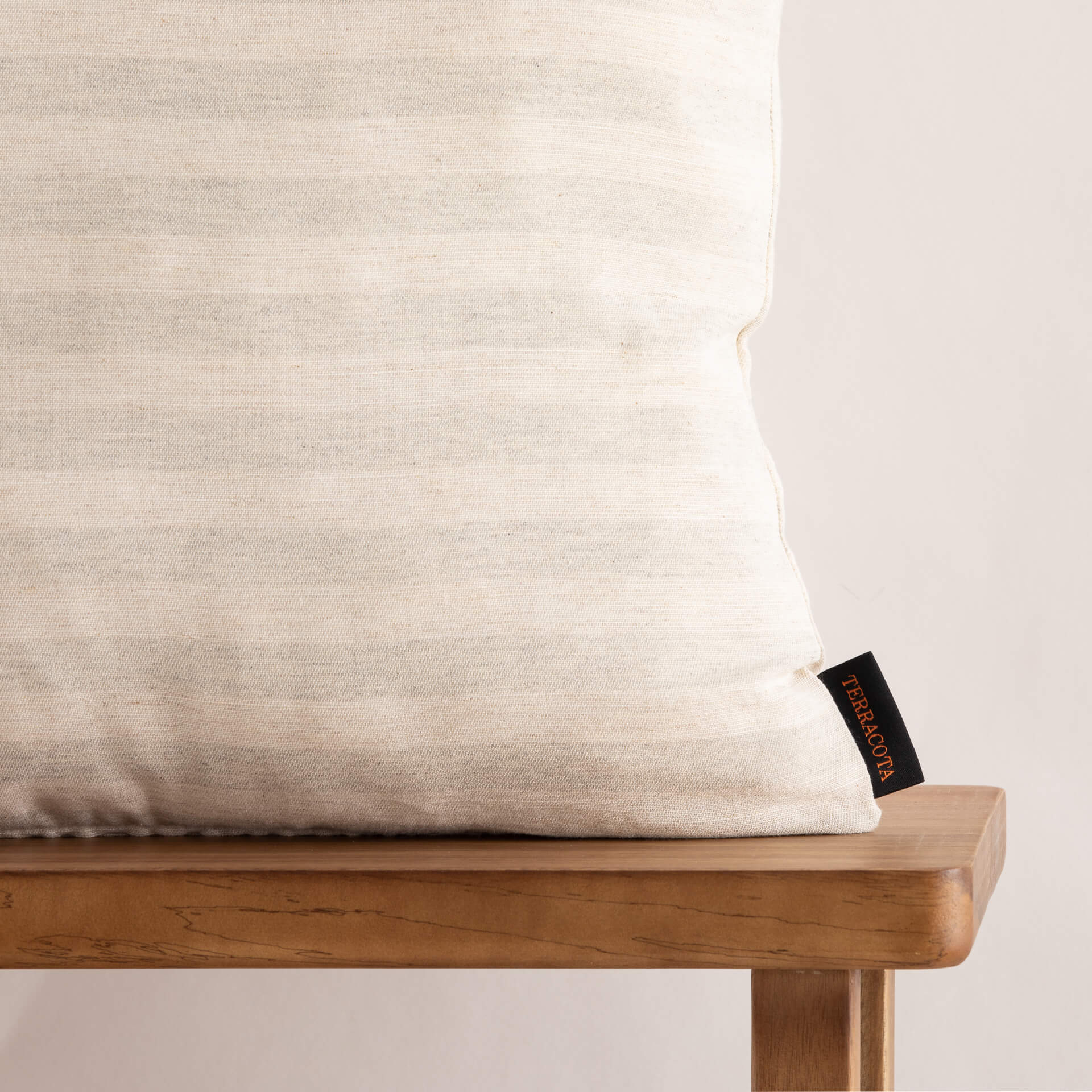 Funda de cojín jacquard 30x50 cm Jávea Grande Gris Claro 1