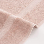 Toalla 100% algodón peinado 650 gr. Light Pink 3