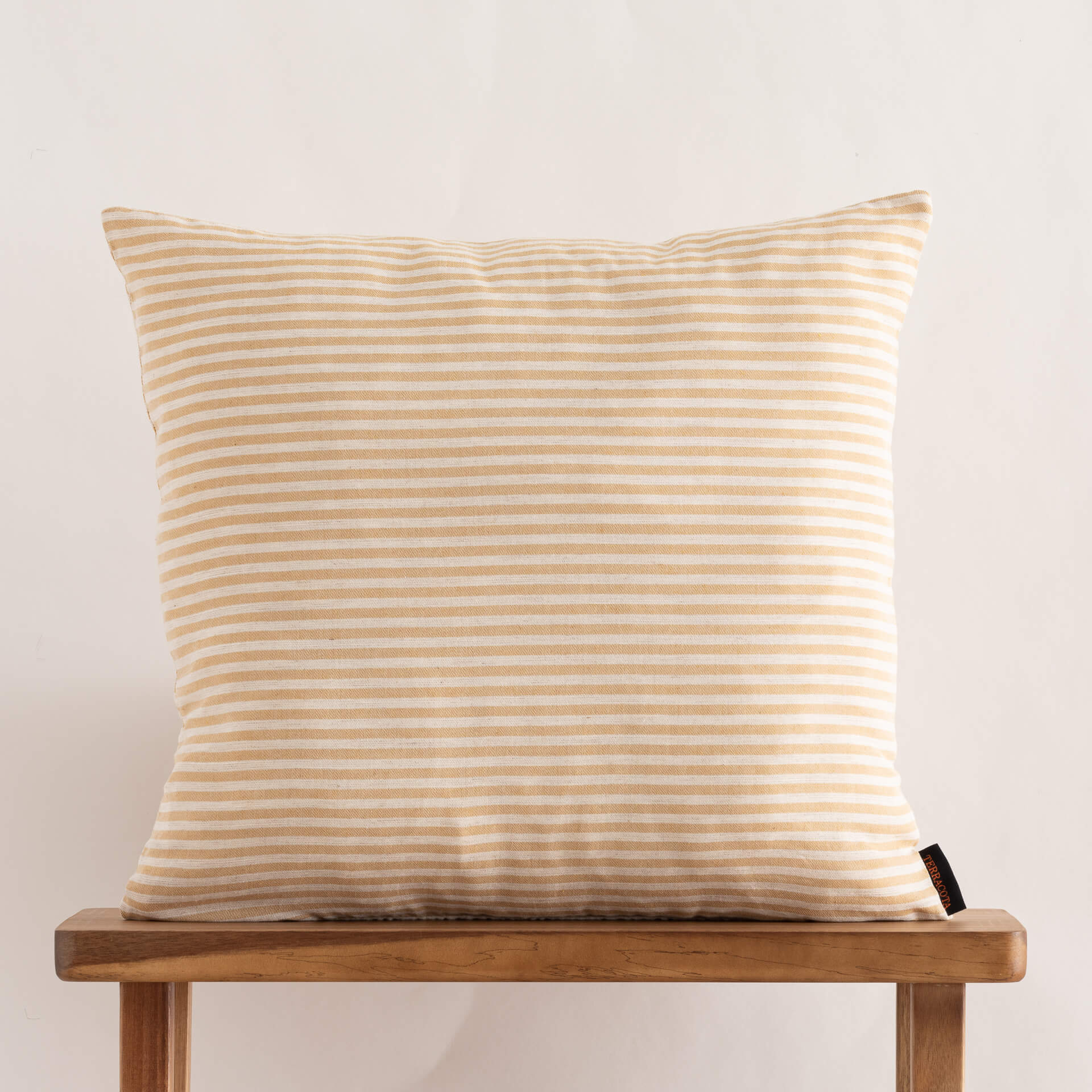 Funda de cojín jacquard 50x50 cm Jávea Mediana Amber Gold 0