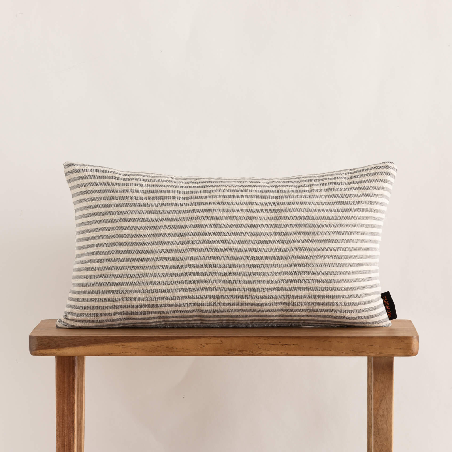 Funda de cojín jacquard 30x50 cm Jávea Mediana Marengo 0